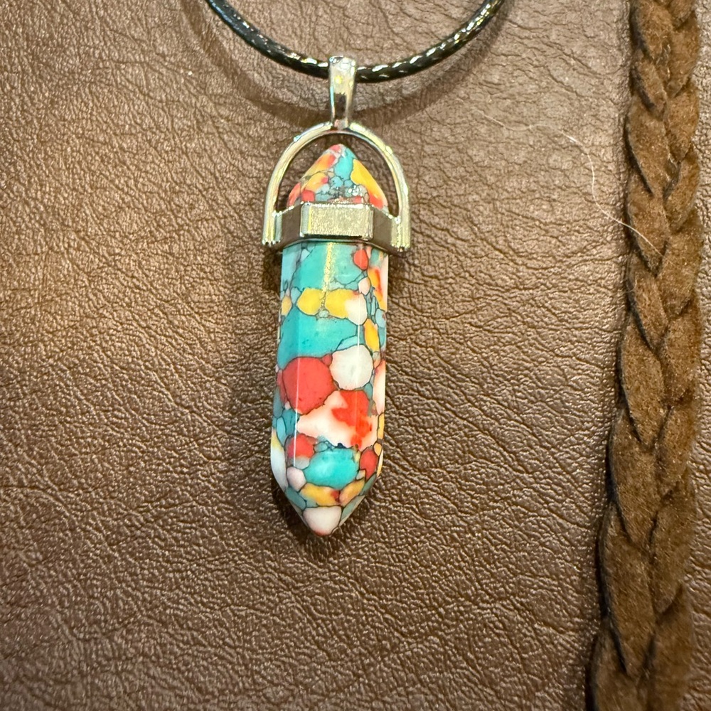 Multicolor Stone Pendant Necklace